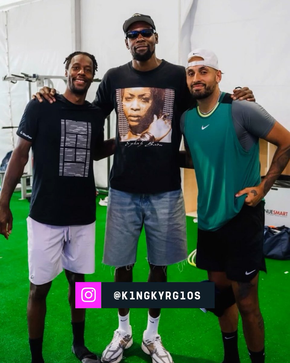 tntsports's tweet image. NBA superstar Kevin Durant turned up to watch the doubles link-up of Gael Monfils and Nick Kyrgios 🤩
Three great entertainers ✨