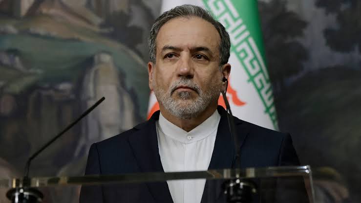 World_Affairs11's tweet image. BREAKING:
Iran says it will assure the US of its peaceful nuclear programme not nuclear weapon.