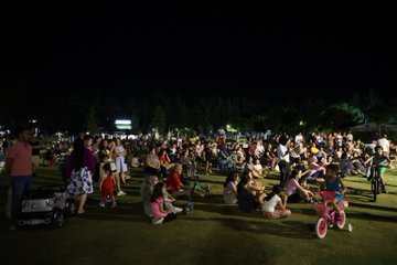 Yaz Konserleri Efeler’de Devam Etti