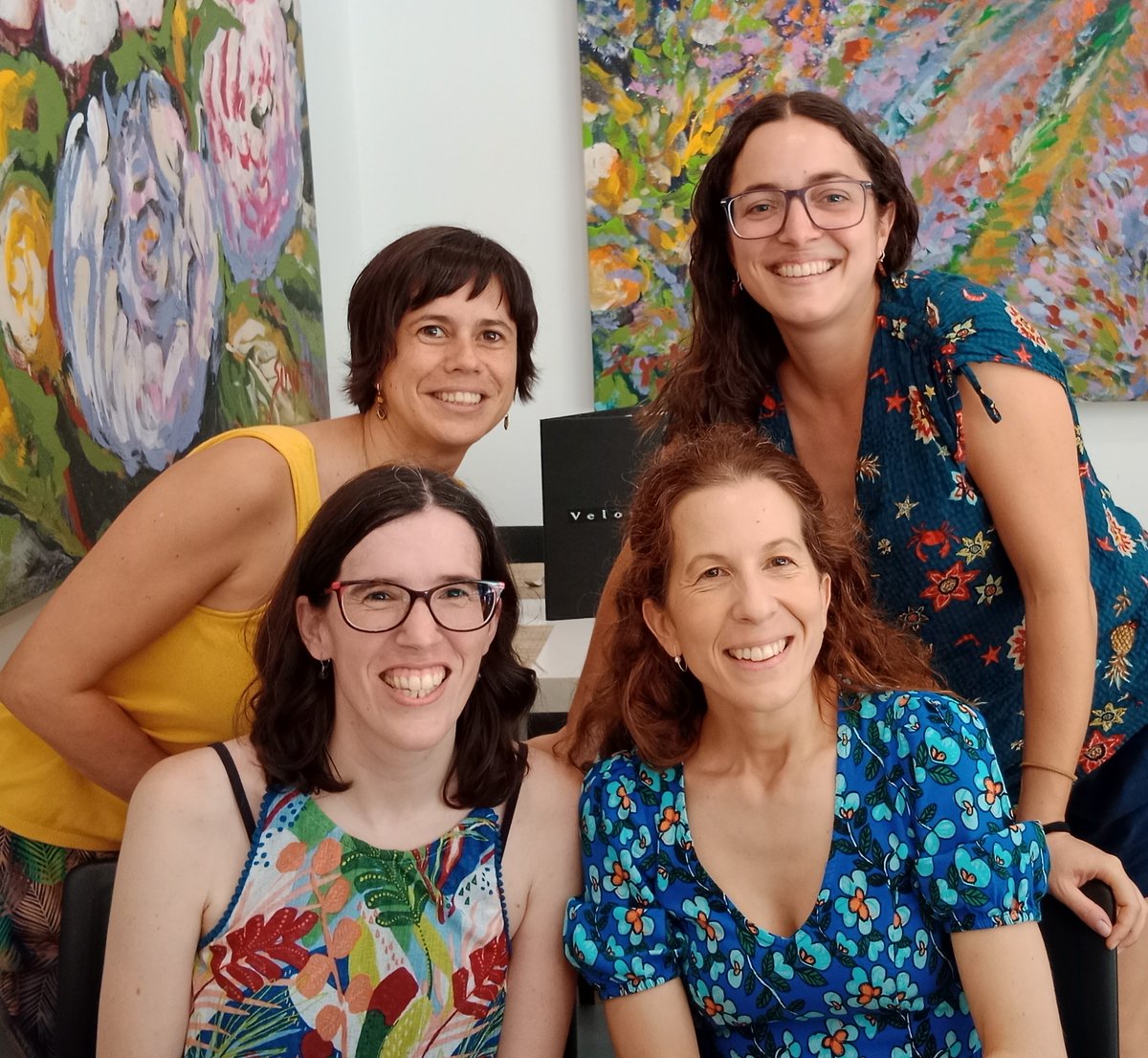 ¡Se acercan las vacaciones!
Nos encontramos finalizando las entrevistas realizadas a los coordinadores y coordinadoras de bienestar y protección de los centros educativos de España para el nuevo proyecto EASE-B, así como su análisis.
¡Volveremos en septiembre con nuevos avances!