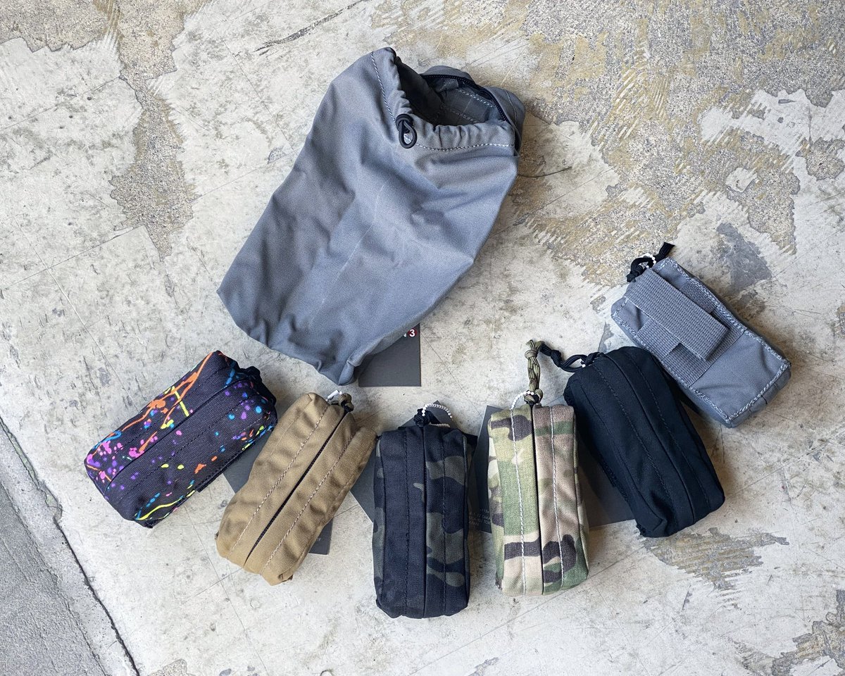 x115xtaylor's tweet image. HOT DOG ミニダンプポーチ
新色JGSDF🇯🇵を加えて全カラー再生産完了
すぐにカラーが欠けてしまう大定番人気アイテム🫰
モール1コマで固定できる展開式ダンプポーチ!
モールの奪い合いになるベルトキットやカマーバンドのスキマにピッタリ収まる便利アイテムです。
studio-an3.shop-pro.jp/?pid=156116949