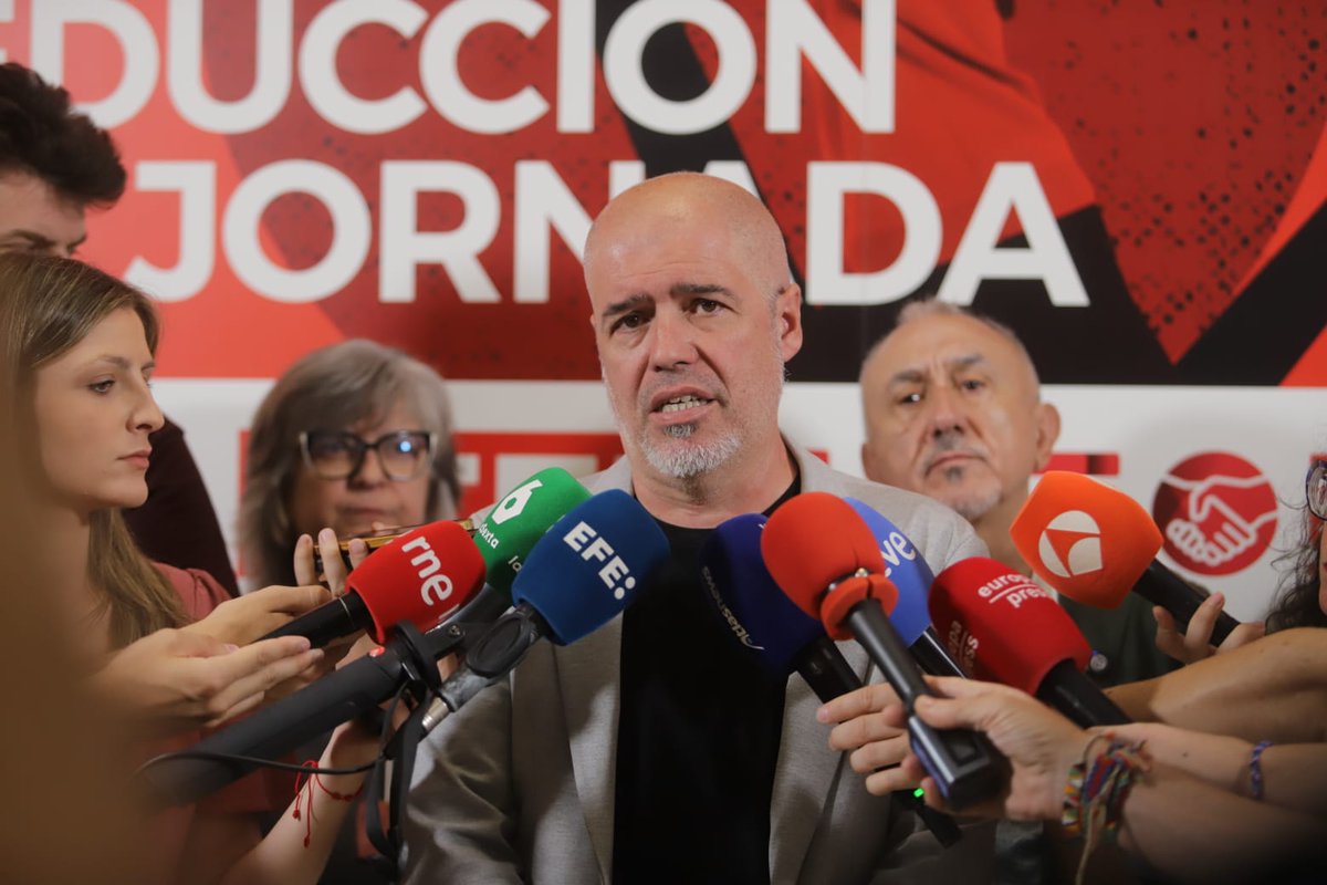 👋Hoy es el día. En breve comenzará la asamblea de delegadas y delegados por la #ReducciónDeJornada en el Auditorio Marcelino Camacho de #CCOOMadrid

🔴¡Es el momento de reducir la #jornadalaboral para tener más tiempo y vivir mejor!  

📢Exigimos la tramitación inmediata de la