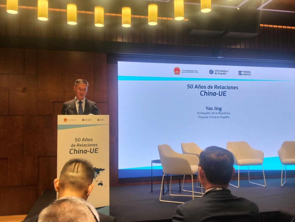 m_tere_perez's tweet image. Con motivo de la Cumbre China-UE de esta semana en Beijing, acudimos al encuentro organizado por la Embajada de China en Madrid para debatir sobre una relación comercial mutuamente beneficiosa y los desafíos geopolíticos. China y la UE están llamadas a ser polos globales de paz.
