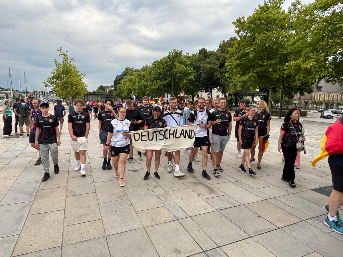 irlembberlin's tweet photo. Congrats to the men's, women's &amp; U18s GAA teams who represented Germany so well at the Euro Gaelic Games in Vannes (Brittany 🇫🇷) on July 18 + 19! 🏐👏
The 🇩🇪 U18s team lost to France by just 1 point in their final at the superb Stade de la Rabine 🇮🇪🇩🇪🇫🇷 https://t.co/nO4QIiACjk