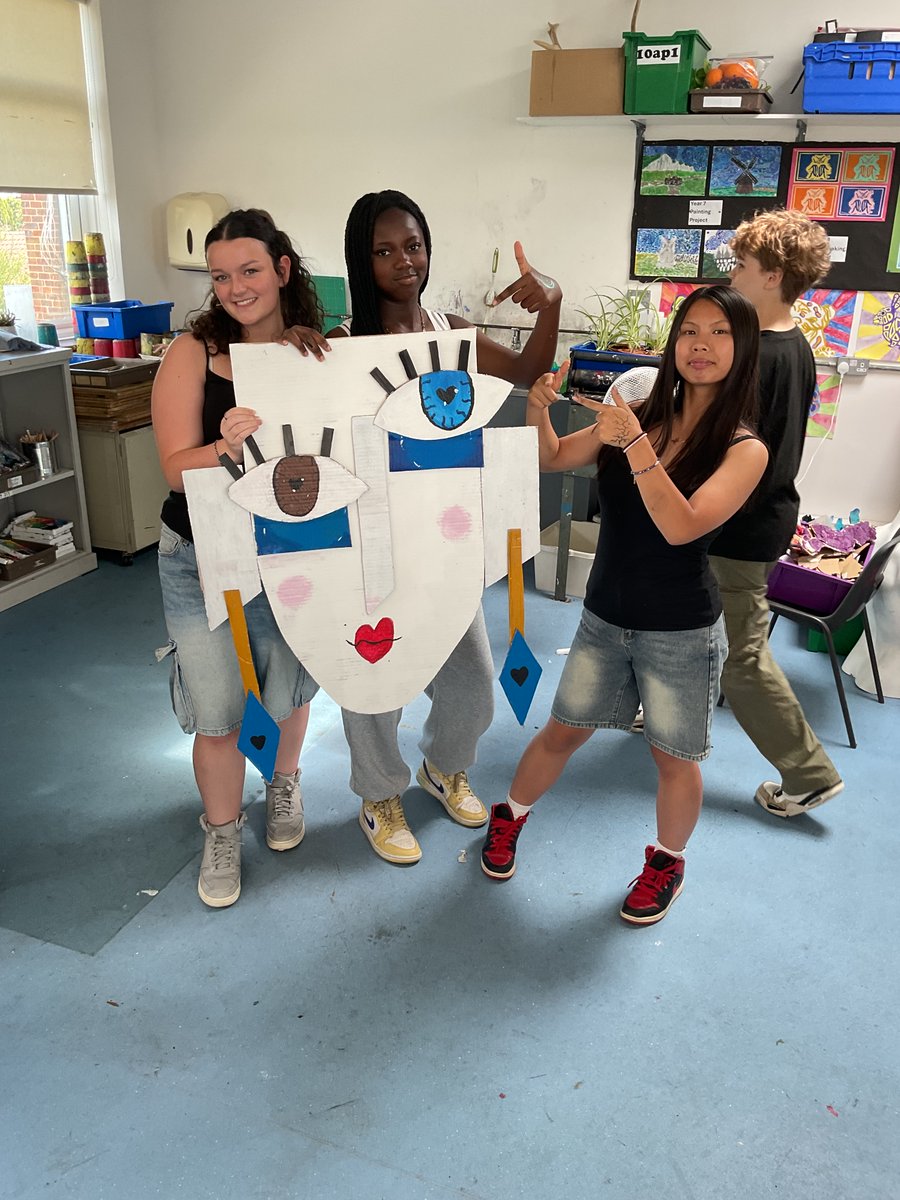 Activities Day
A wonderfully creative Art day on Monday. A great effort from all!