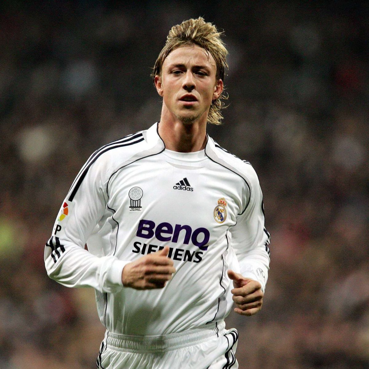 RealMadrid_TR_'s tweet photo. Guti: "Bana en çok benzeyen oyuncu Arda Güler. Umarım benden daha iyisini yapacak."

#HalaMadrid https://t.co/khZufokZW7