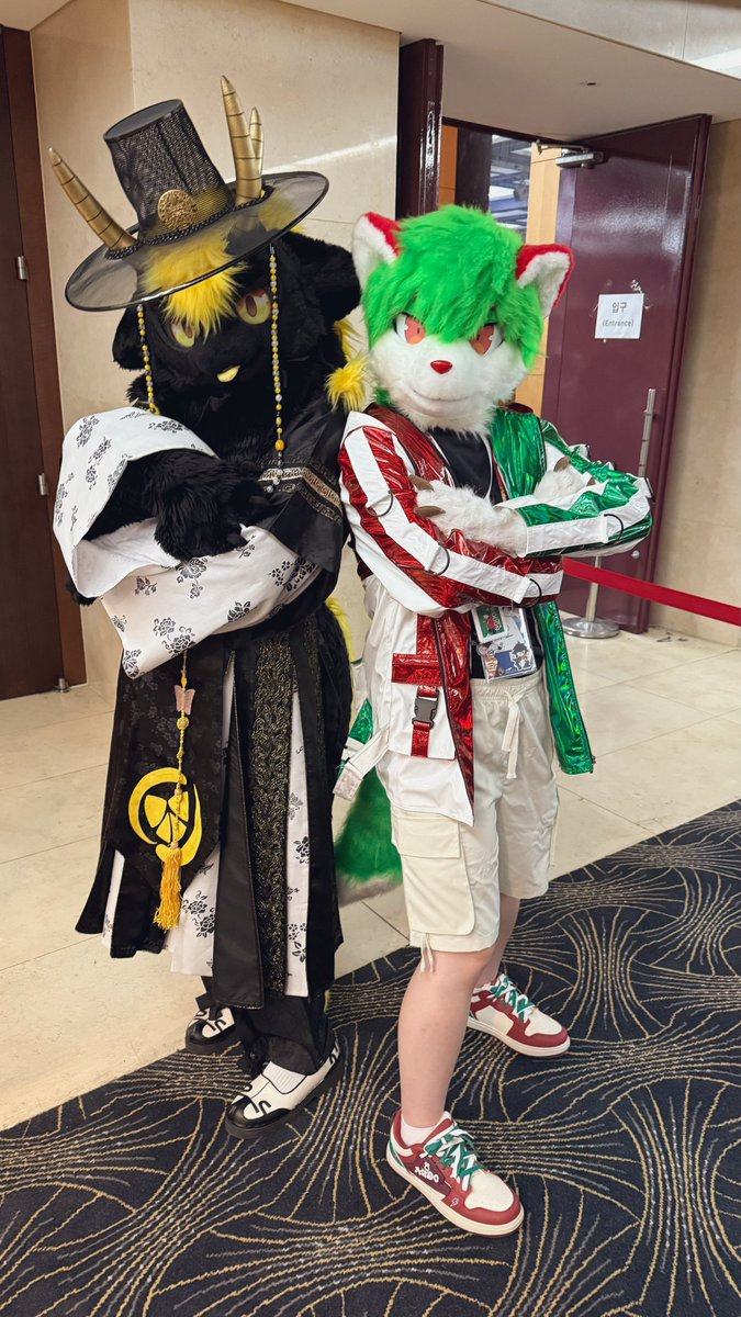 rd_fur's tweet image. 🖤💛❤️💚