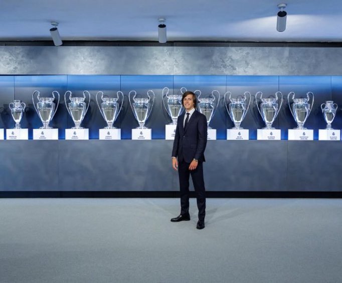 RealMadrid_TR_'s tweet photo. Carreras ve kupa koleksiyonumuz. 😎🏆

#HalaMadrid https://t.co/SmxApzQ2bA