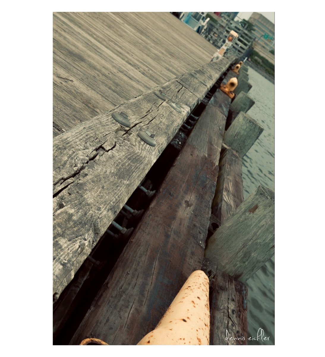 arrived2010's tweet image. Sitting on the dock on the bay!

#randomshot #newhavenphotography #newhavenharbor #photography #capture