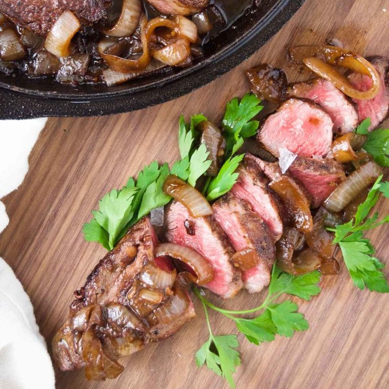 Bife Acebolado 

 #different_recipes #food #foodporn #foodphotography #foodblogger #yummy #foodlover #delicious #foodgasm #foodies #homemade #healthyfood #tasty #foodpics #love #yum #cooking #foodblog #chef #eat #restaurant #recipe #recipes #brazilianfood