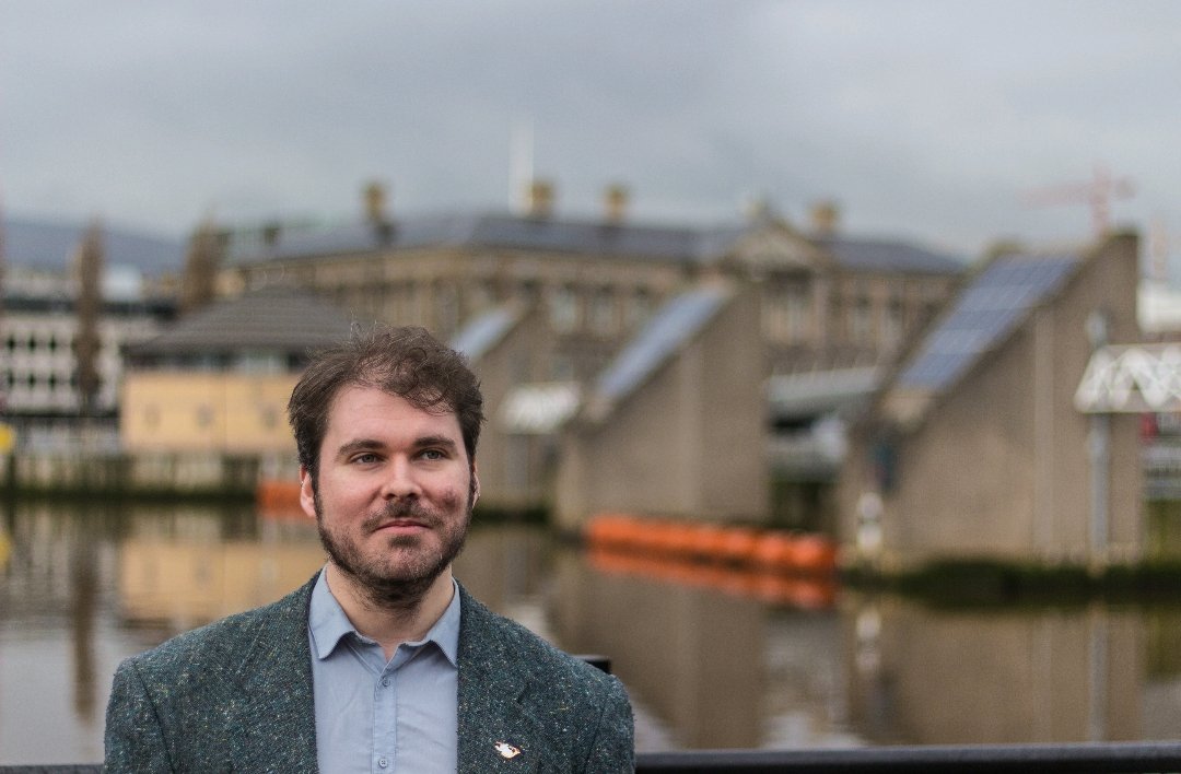 FreeToWrite2024's tweet image. Announcing our Poetry Facilitator for Workshop 2... The incredible, Stephen Sexton! 🔥👏
Our poets will take a 3-hour workshop with Stephen this Sunday in the The Charlemont Arms Hotel, Armagh 💚
@The_JHS @PENIreland