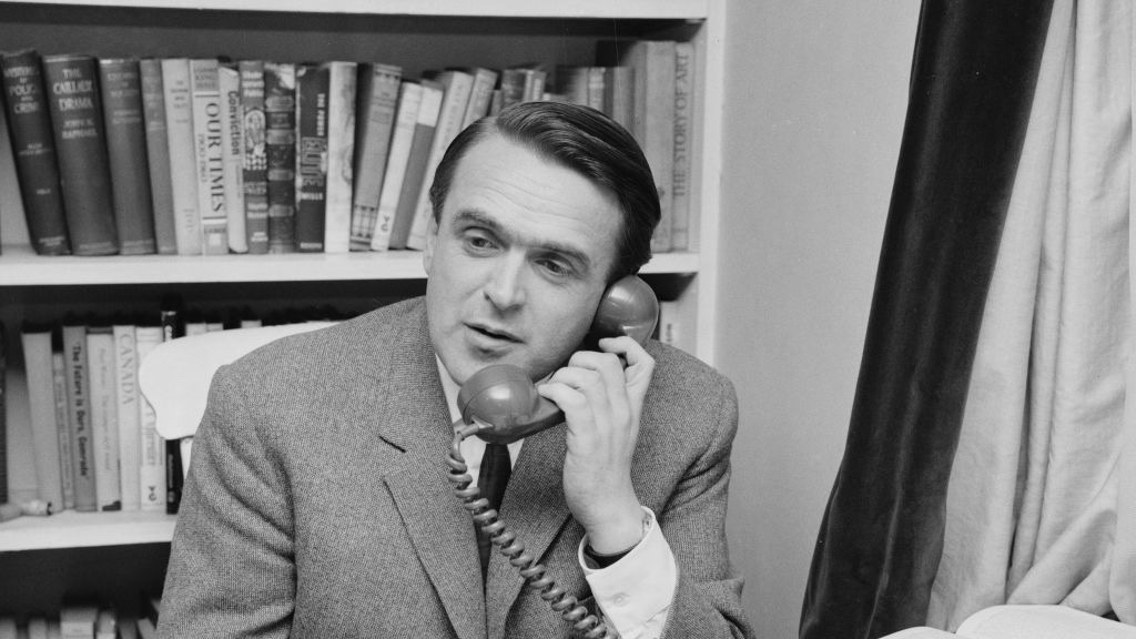PParkerWriting's tweet image. “Some homosexuals are born queer, some become queer and some have queerness thrust upon them. For various reasons those in the latter two groups will always live in a kind of private hell.”
Robert Pitman, Daily Express, 22 July 1964
#gutterjournalism #queerhistory #dailyexpress