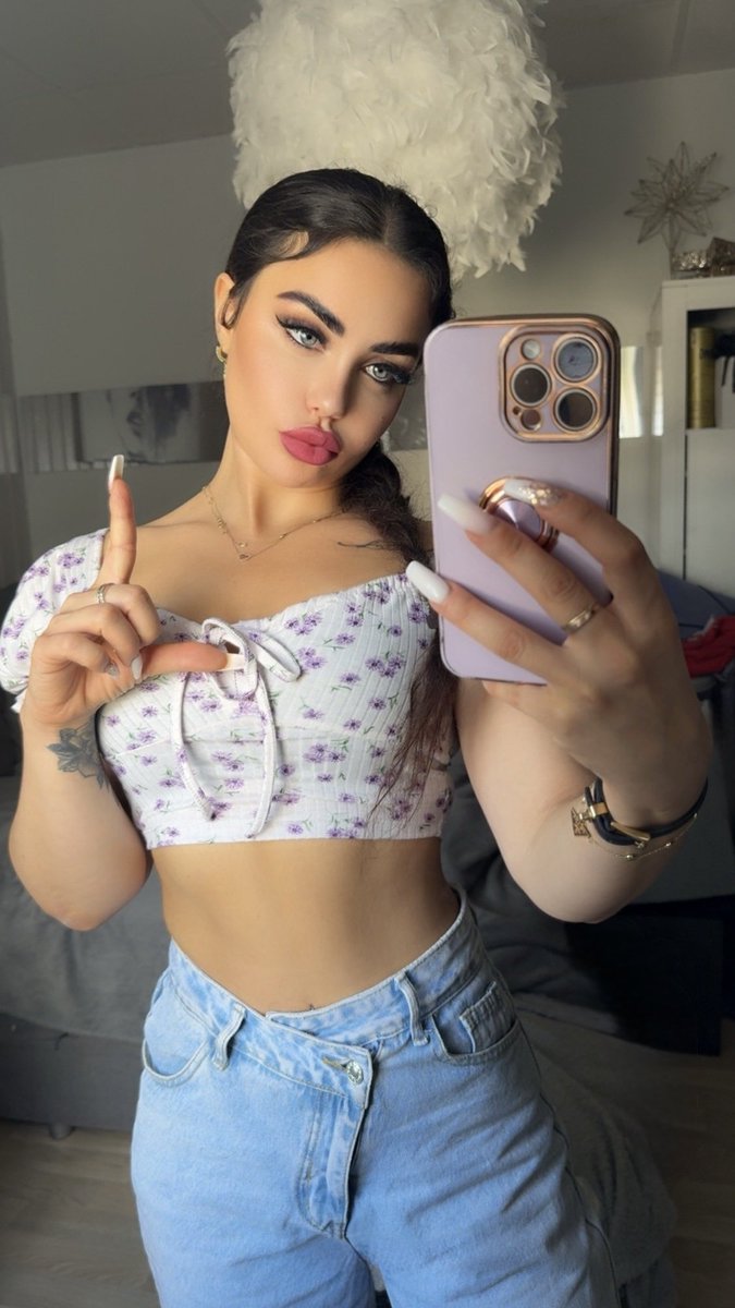 Guten Morgen, Loser! Na, fleißig am ackern, um mein Geld zu verdienen?! 😁 Wen bumse ich heute ins Minus?! 😈💸