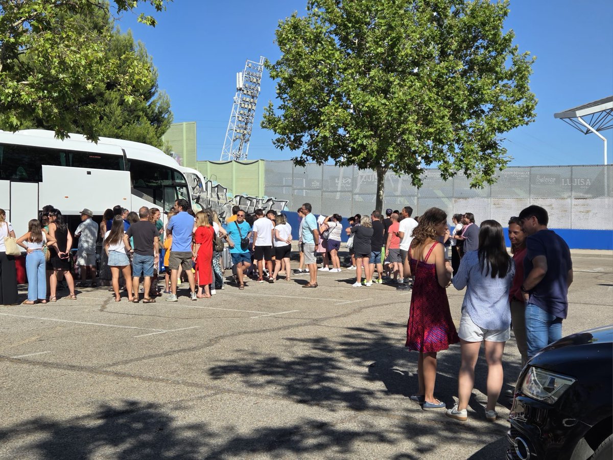 aytogetafe's tweet image. 🌞 Ayer recibimos a los primeros 200 adolescentes que han disfrutado este año de los Campamentos de Verano de @getafejoven en Asturias. Y hoy, hemos despedido junto a sus familias, a otros 150 jóvenes más, que pasarán unos días de diversión en el norte.