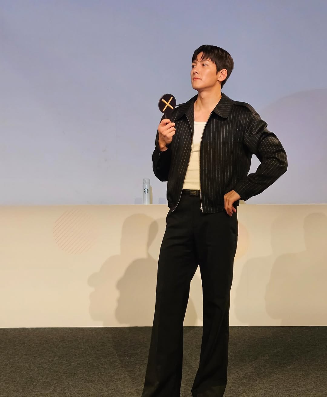 JI CHANG WOOKまとめ売り ?media_id=3596528489389712491