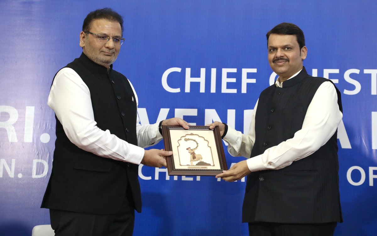 sudhirmehtapune's tweet image. Wishing @Dev_Fadnavis ji a very happy birthday. 💐💐 Very few leaders in the country combine vision, empathy & execution like Devendraji and look forward to a Viksit Maharashtra under his leadership..