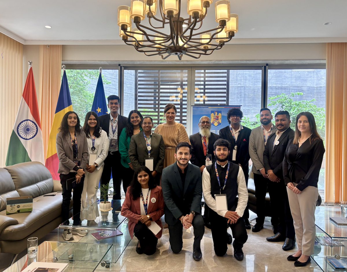 A dynamic, substantial exchange with students from prestigious 🇮🇳Law Universities and Colleges, as part of the InternNation National Legal Tour'25. Talked about 🇷🇴judicial system, rule of law &amp;democracy, international law, human rights and of course cooperation with India, the
