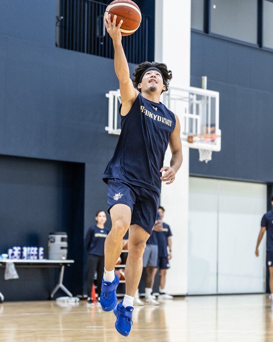 RyukyuKings's tweet image. 【キングス始動！】
本日7/22(火)より、本格的にチーム練習を開始しました。
9月に行われる「ISLAND GAMES 2025」、そして10月のBリーグ開幕戦に向け、沖縄の暑さに負けない熱量で、ワークアウトに励む選手たちの様子をお届けします！

▼「ISLAND GAMES 2025」詳細
goldenkings.jp/news/detail/id…