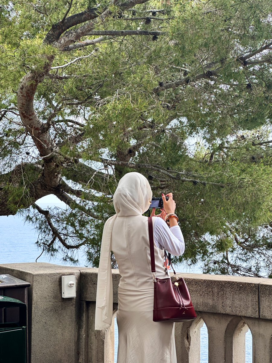 ouestnora's tweet image. My lens and my friend’s lens 🎞️