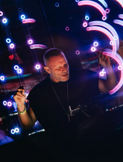 DJ Mark Knight (@djmarkknight) on Twitter photo An absolute honour to make my <a href="/Discopussy/">DISCOPUSSY</a> LA debut the other weekend - such an incredible club.
Can't wait to get back there! An absolute honour to make my <a href="/Discopussy/">DISCOPUSSY</a> LA debut the other weekend - such an incredible club.
Can't wait to get back there!