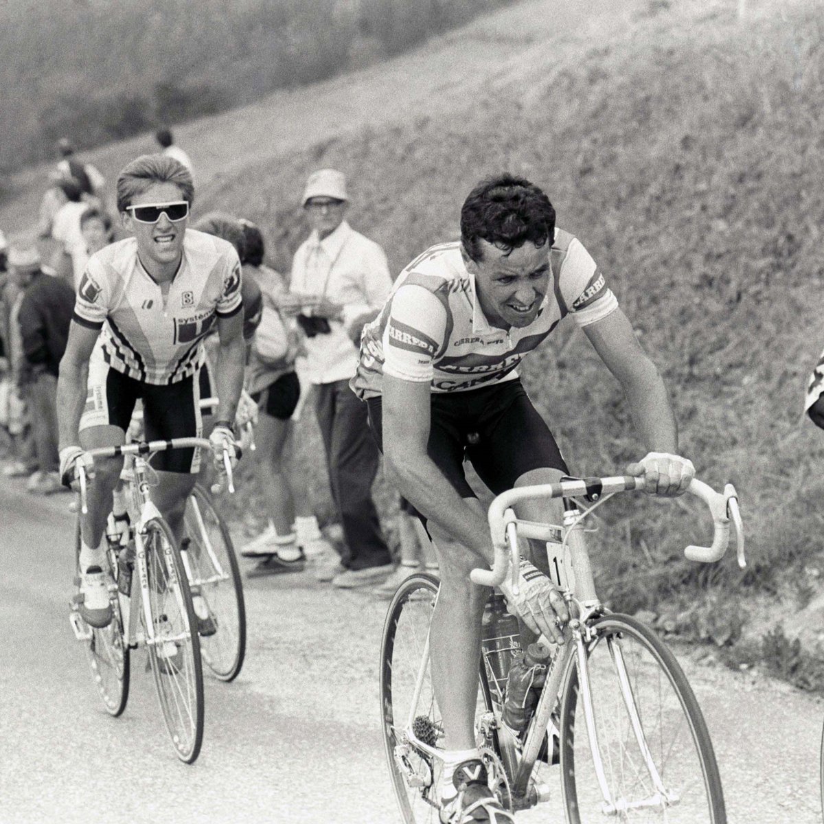 Today the 2025 Tour de France finishes at the ski resort of La Plagne. It’s not a finish often used, but many great riders have won there. One of them, Laurent Fignon, won twice, but La Plagne is famous for another rider, and for a voice.

The rider is Stephen Roche, and the