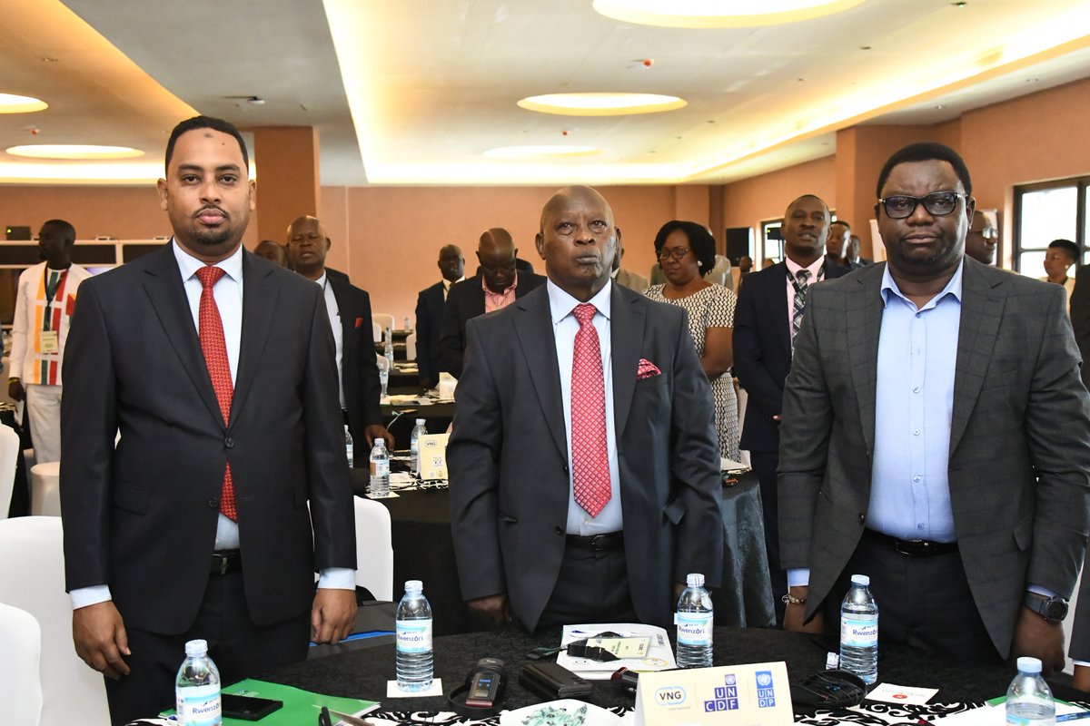 📌The E.A LG Forum meeting starts tomorrow in #Kigali under the theme, "Strengthening the Role of County &amp; LGs in Regional Integration &amp; Cross Border Cooperation. The high-level platform for ministers &amp; LGs will build consensus on many issues. Read more➤  tinyurl.com/48pc8rpv