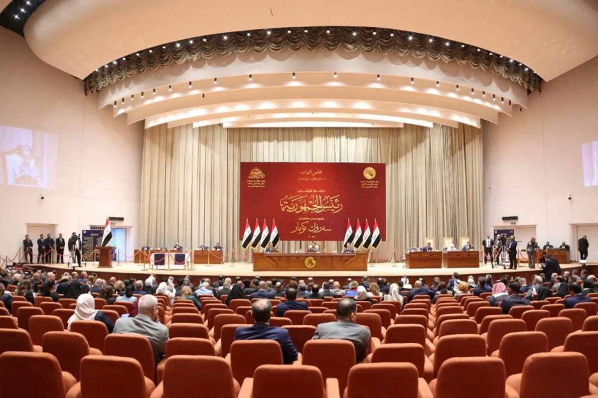 MiddleEast_24's tweet image. Over 110 Iraqi MPs rejected the Khor Abdullah Agreement with Kuwait, demanding court rulings be implemented and expert-led renegotiations. Popular and parliamentary opposition grows, calling to protect Iraqi sovereignty and reject any humiliating compromises.