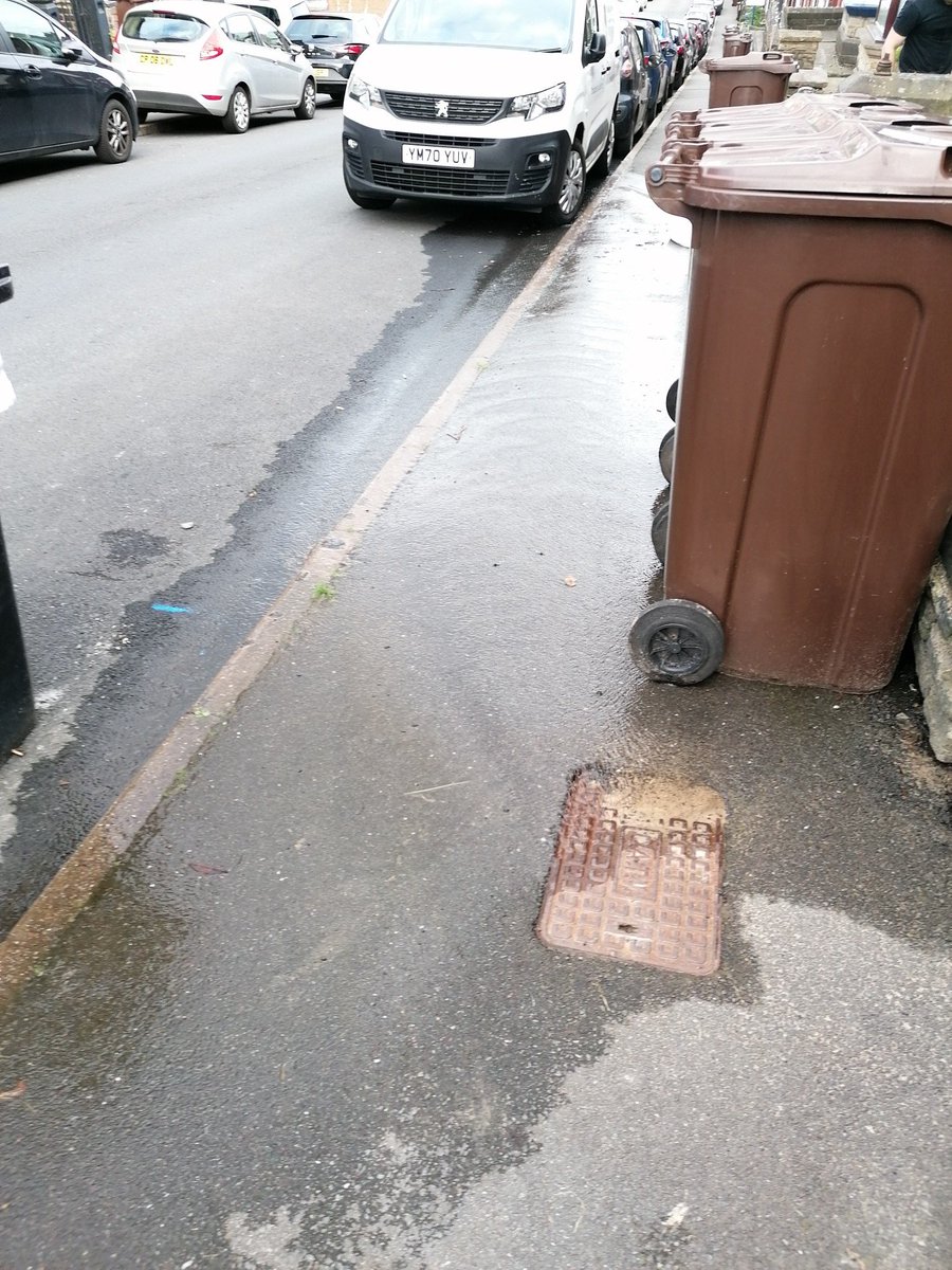 Hillsborough Green Party (@hillsborogreens) on Twitter photo An Oakland Rd resident has reported this leak, leaving bins out to ensure space to work. 3 weeks later no one from Yorkshire Water has turned up. Councillors are joining the resident in chasing <a href="/YorkshireWater/">Yorkshire Water 💧</a> to rectify urgently. <a href="/MallinsonToby/">Toby Mallinson</a> <a href="/Henry_Nottage/">Henry Nottage</a> <a href="/Feargal_Sharkey/">Feargal Sharkey</a> An Oakland Rd resident has reported this leak, leaving bins out to ensure space to work. 3 weeks later no one from Yorkshire Water has turned up. Councillors are joining the resident in chasing <a href="/YorkshireWater/">Yorkshire Water 💧</a> to rectify urgently. <a href="/MallinsonToby/">Toby Mallinson</a> <a href="/Henry_Nottage/">Henry Nottage</a> <a href="/Feargal_Sharkey/">Feargal Sharkey</a>