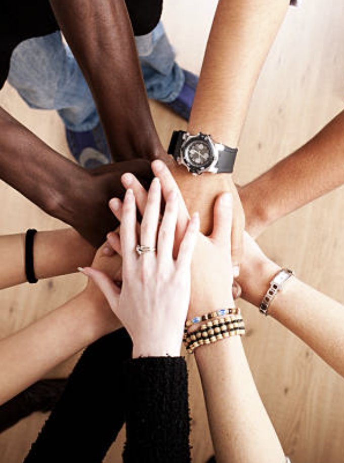 FunDonor's tweet image. The heart of progress lies in building connections. Last week, I spent time with Adam Smith of HelpBnk. Tomorrow, I’ll be connecting with Charles Choice and Lori Livacich. On Friday, I’ve been invited by Mindy Gibbens-Klein to join 10 thought leaders.