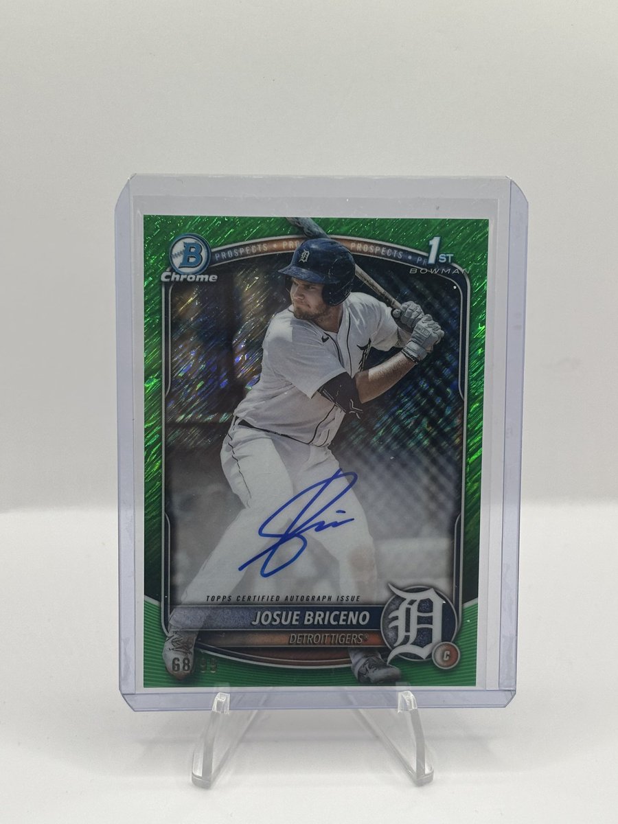 BrettPokley's tweet image. Little tigers lot available
Riley blue $215
Josue /99 $165
Riley gold minted SP $65
Keith $40
RT’s appreciated!