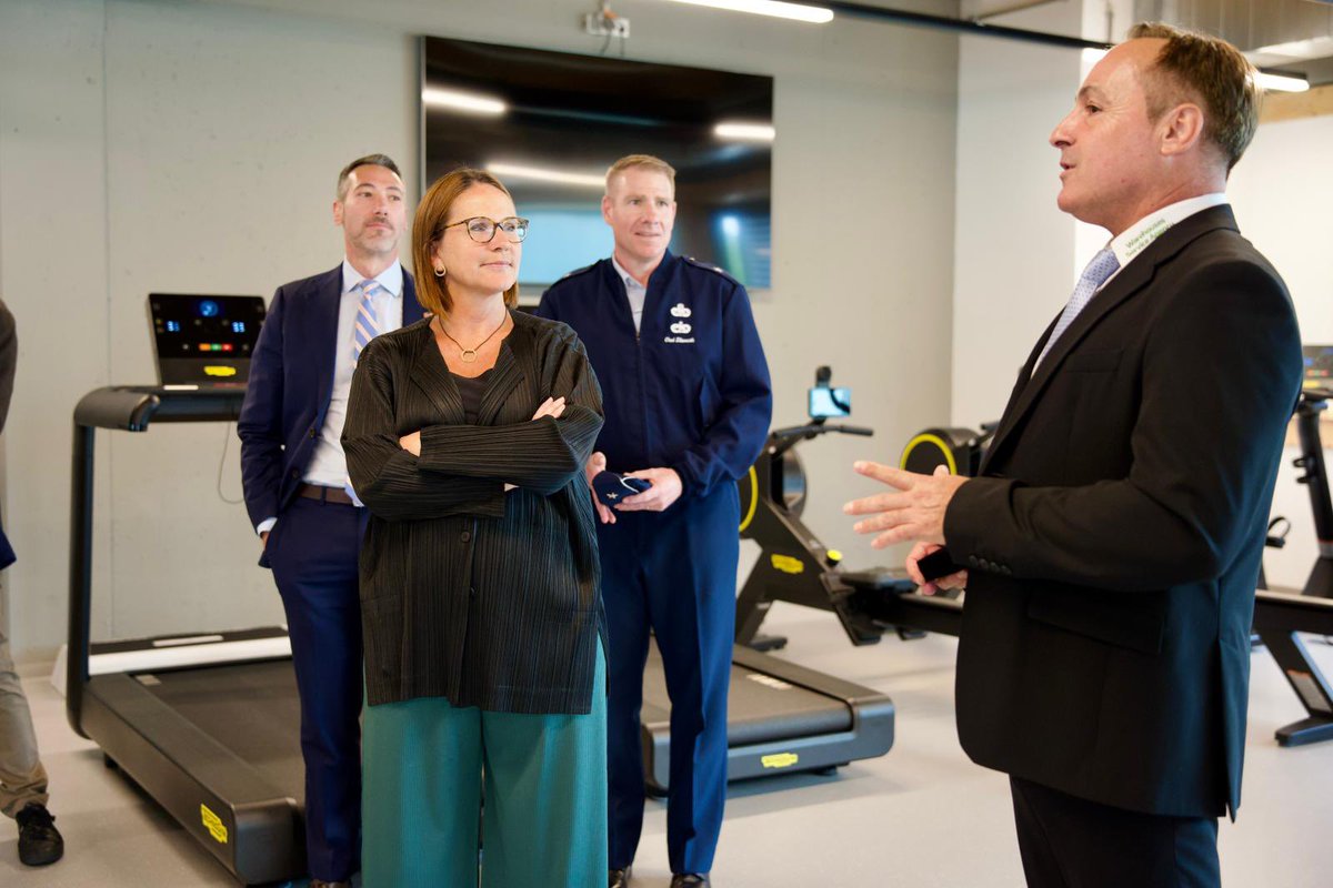Yuriko Backes (@yuriko_backes) on Twitter photo Inauguration ceremony of "Building 32" of the Warehouses Service Agency.
Entirely financed by @defense_lu the building is of great importance for WSA, <a href="/HQUSAFEAFAF/">USAFE-AFAFRICA</a> & Luxembourg. It fulfills a technical need & it is a symbol of bilateral US – Luxembourg cooperation.
🇺🇸🤝 🇱🇺 Inauguration ceremony of "Building 32" of the Warehouses Service Agency.
Entirely financed by @defense_lu the building is of great importance for WSA, <a href="/HQUSAFEAFAF/">USAFE-AFAFRICA</a> & Luxembourg. It fulfills a technical need & it is a symbol of bilateral US – Luxembourg cooperation.
🇺🇸🤝 🇱🇺
