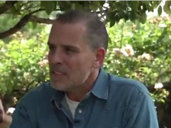 YoAdrian1968's tweet image. Hunter Biden is a disgusting piece of sh*t who thinks we actually care what he has to say. π And I am astonished he is only 55 years old. Crack and whores take a toll. π¬