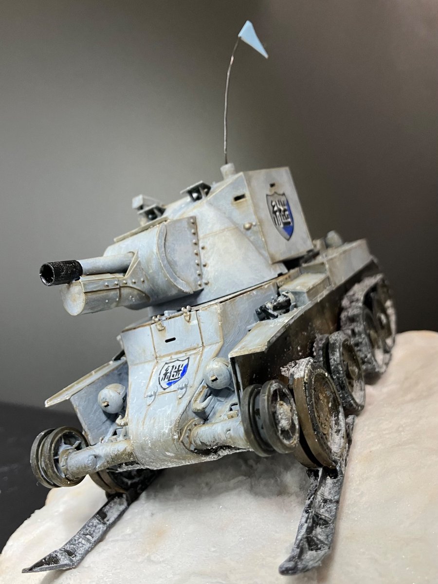 WcXfhFk9roU9N3e's tweet image. #俊作会長を偲んでタミヤ製品をアップしよう
ミニ四駆は下手で
近所のジジイが作った飛行機に目を奪われても小言がうるさくて触りませんでした
戦車は自由にやって怒られても、楽しんでる自分が居てくれます
これからは種類問わずに色々と手を出そうと思います
人生に楽しみを有難う御座いました