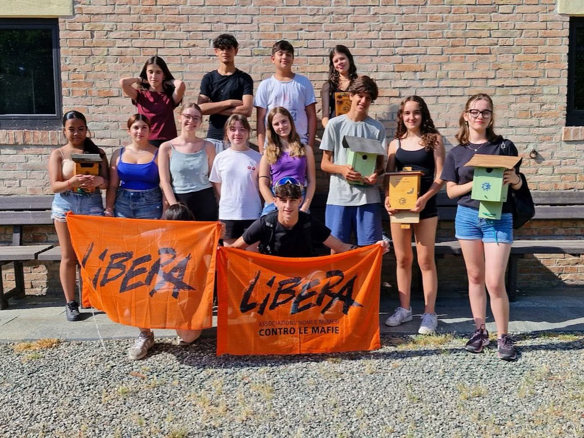audone_celeste's tweet image. Nipote 1, Marco.
Iscritto ANPI, si è fatto una settimana con Libera, per sistemare sentieri!