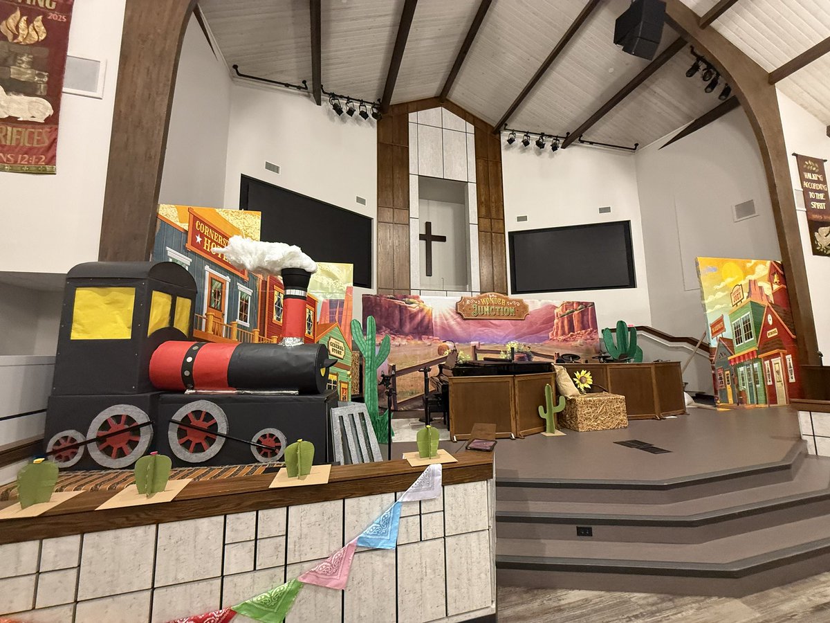 TomBuck's tweet image. We are having a great week of VBS. The kids are excited… and so are the workers.
I’m thankful for our church’s commitment to teach kids about Jesus.
