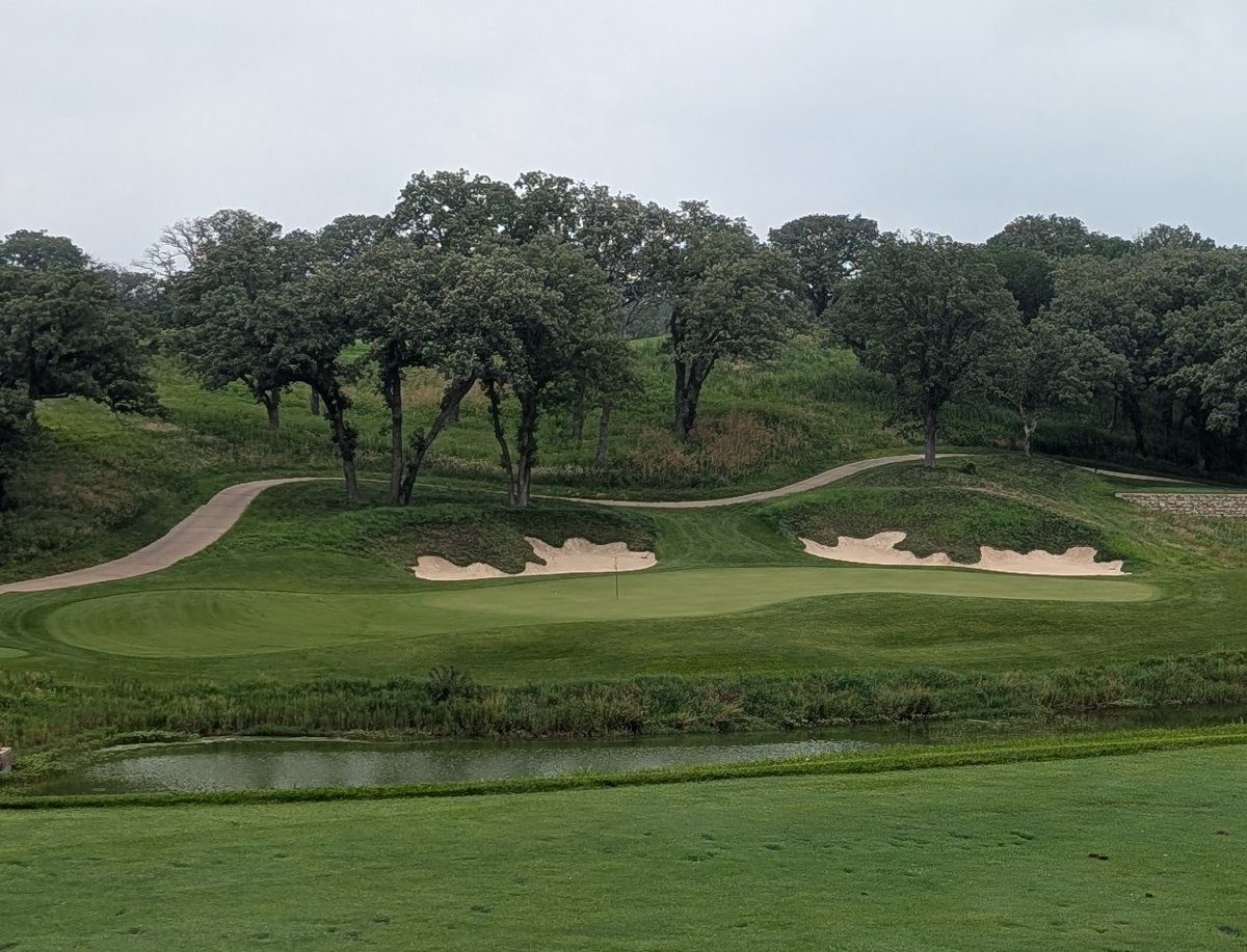 fnf2017's tweet image. Had a great start to my day yesterday (the rest of the day left a lot to be desired), playing quarry oaks with some of my favorite people.
Fun, beautiful, rolling course that I made harder than I think it really is. I didn't play it before the renovation so I can't really…