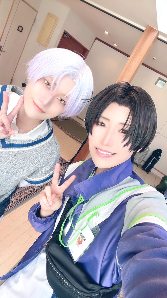 ぐんちゃんさんpresentsのHAMAハウスに楓くんで参加させてもらいました🍁
ハマツアのみんなに囲まれて終始ﾆｯｺﾆｺでご機嫌な主任でした😊

📸<a href="/gggmmm0429/">ぐんちゃん📸</a> 
☔️<a href="/satousaikou_pho/">□砂糖最高□</a> 

 #HAMAのおかえりが待ってる場所