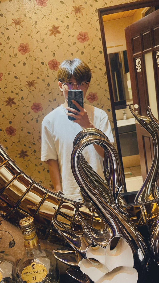 洋酒是真的難喝🤮
#台南
#H精品會館