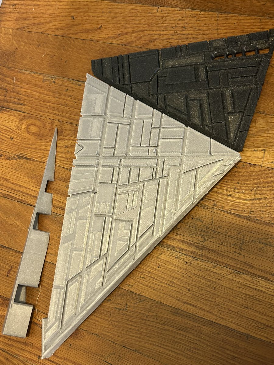 thefrankwu's tweet image. Meanwhile work continues on the Jawa Sandcrawler dog house. 40 3D printed parts so far - including inner supports you can't see. About 230 hours of print time. Steady progress!