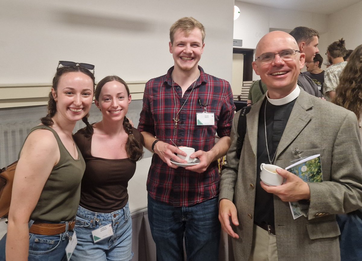 tapanisimojoki's tweet image. Hey, @toddwilken, these good folks loved the @IssuesEtc Making the Case last year, but not enough not to travel all the way to Prague this year for this year’s Corpus Christi conference — even though you had @HansFiene there. Send us some more next year!