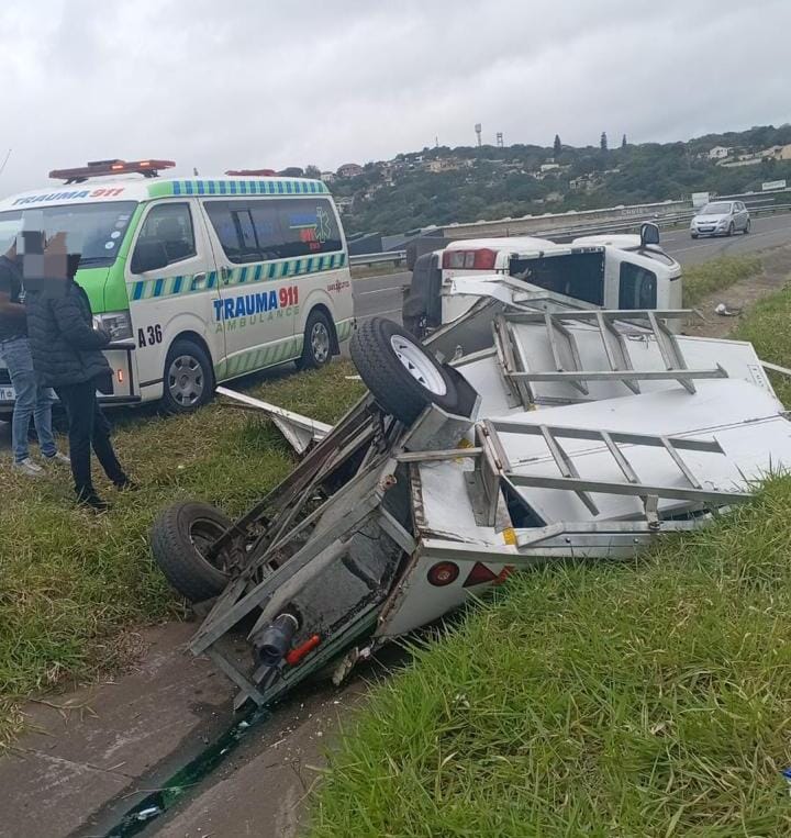 _ArriveAlive's tweet image. Towing a Trailer Safely - "It is best to distribute 60 % of the load over the front half of the trailer (nearest to the towing vehicle)"
goo.gl/d8Bpw2
#ArriveAlive #Trailer #Towing
