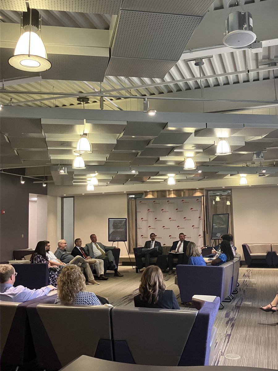 SUNYChancellor's tweet image. .@sunyjefferson is a shining example of our efforts to support student veterans. As part of the SUNY Reconnect Tour, I had the pleasure of discussing @govkathyhochul's expansion of the Veterans Tuition Awards Program & the wide range of opportunities offered by SUNY Reconnect…