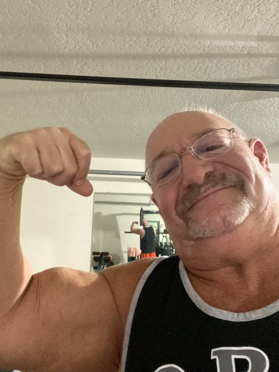 MASKEDMANIACXXX's tweet image. 😃 Good Morning Everybody 😃
Its a Beautiful Morning Outside & I Just Finished My Back Workout in My Hermits Dungeon & I’m Just Going To Take a Short Walk & Then onto My Biceps 💪 Workout…
I’m Feeling Pretty Good Today!
I Hope Everyone Has a Great Day!