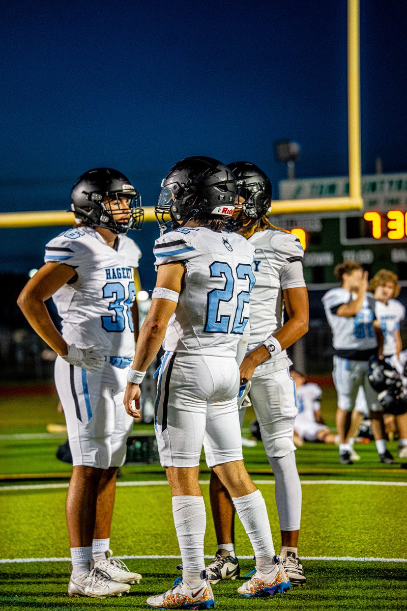 leo_guti150's tweet image. Happy National Be a Good Teammate Day! It's all about leading by example. A true teammate steps up for what's right, even when it's tough. @coachlanceloya
@Hagerty_FB @1CoachQ @OleCoachMac @doccoop22 @CoachLewis8 @markatc13
@bighitslive @HitStick_4
@jacob_enns @_RecruitDirect_…