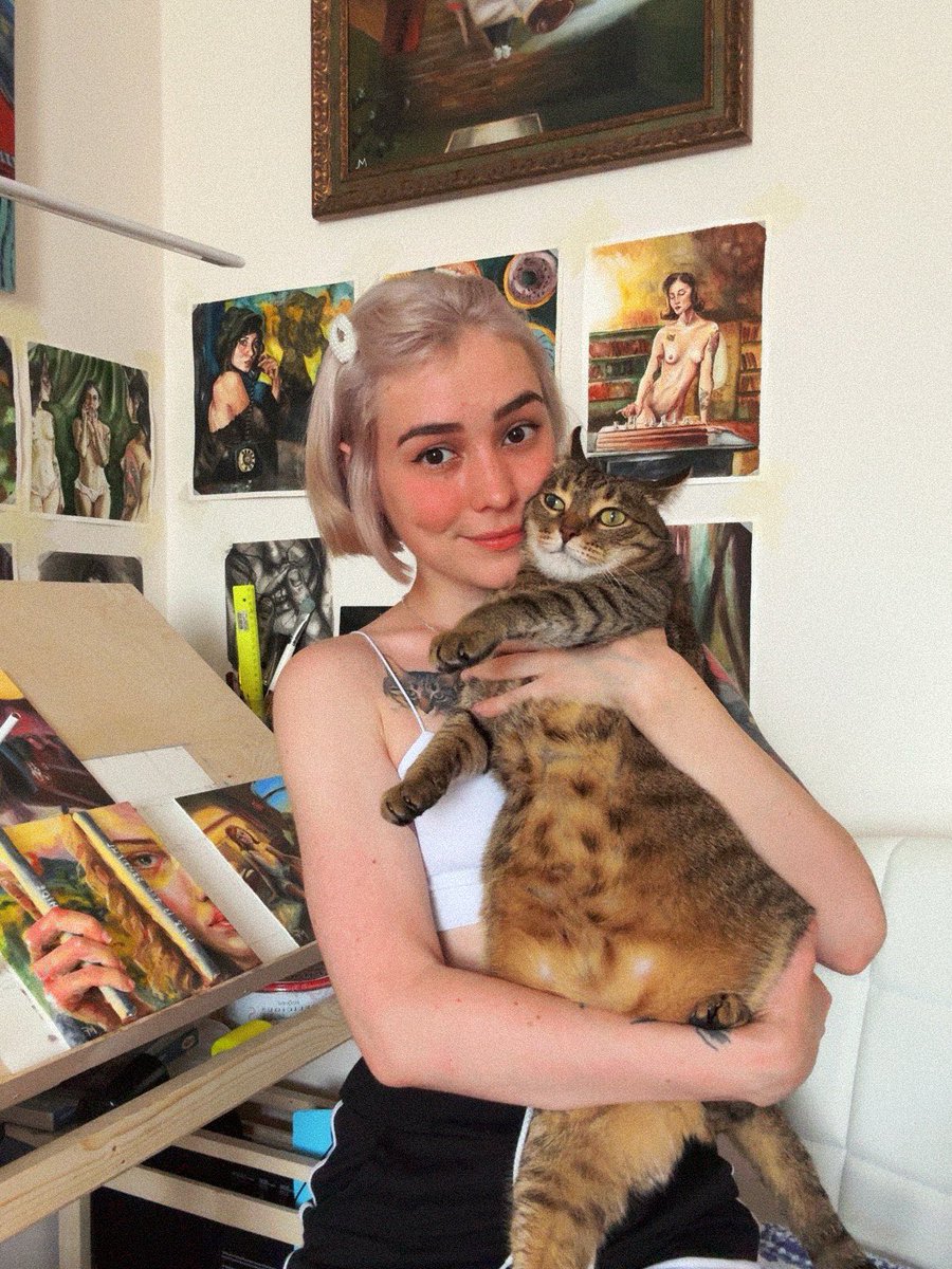 Do I imagine it, or is he not very pleased?😹