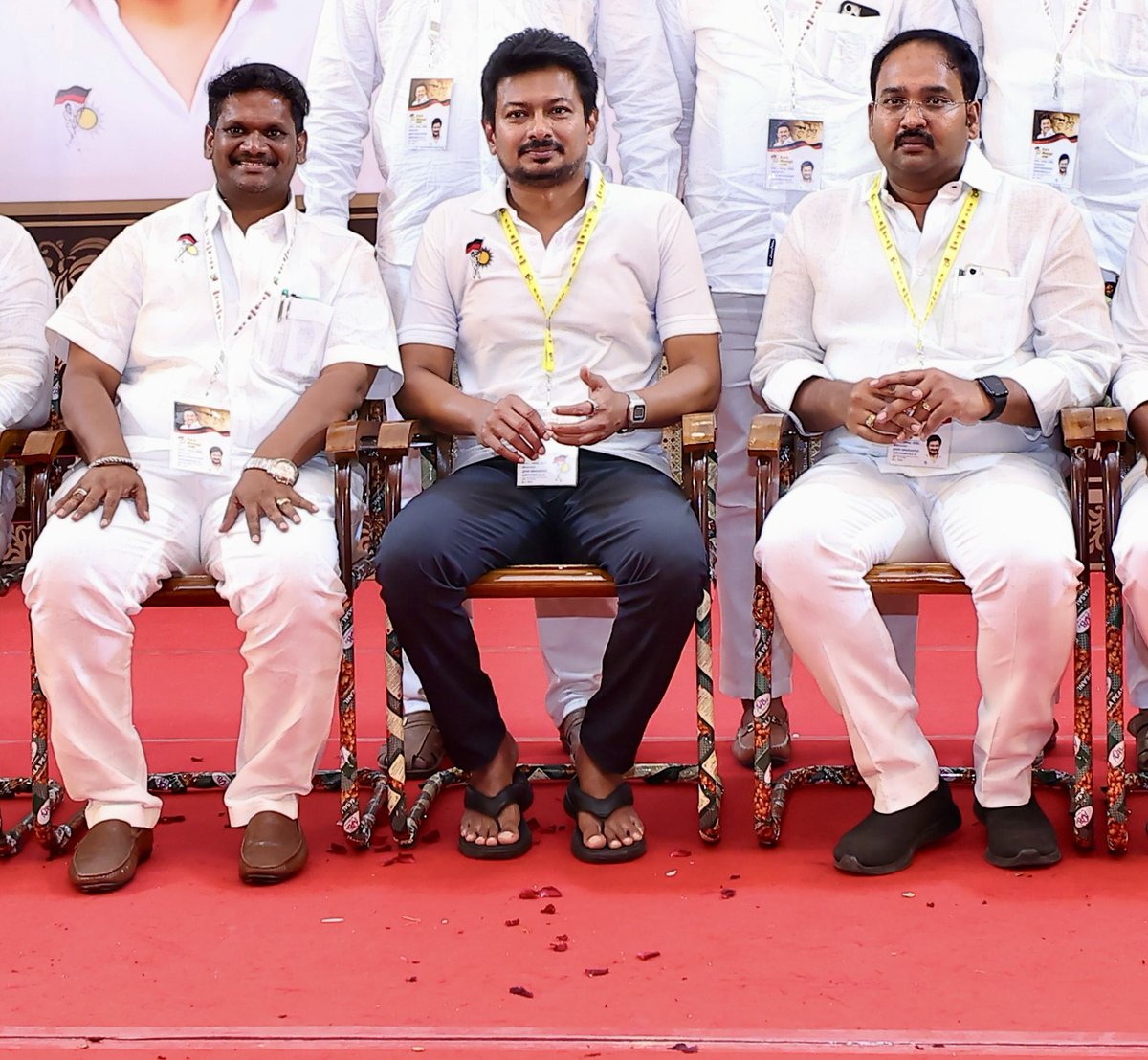 L Sambath MLA (@lsambath_mla) on Twitter photo எங்களது இளைஞரணி செயலாளர், மாண்புமிகு தமிழ்நாடு துணை முதலமைச்சர் அவர்களின் துணையாக நின்று கொண்டிருக்கும் எங்களின் துணை செயலாளர் அன்பு சகோதரர் திரு. பிரபு கஜேந்திரன் <a href="/Prabhugajendran/">Prabhugajendran</a> அவர்களுக்கு இனிய பிறந்தநாள் நல்வாழ்த்துக்கள். எங்களது இளைஞரணி செயலாளர், மாண்புமிகு தமிழ்நாடு துணை முதலமைச்சர் அவர்களின் துணையாக நின்று கொண்டிருக்கும் எங்களின் துணை செயலாளர் அன்பு சகோதரர் திரு. பிரபு கஜேந்திரன் <a href="/Prabhugajendran/">Prabhugajendran</a> அவர்களுக்கு இனிய பிறந்தநாள் நல்வாழ்த்துக்கள்.