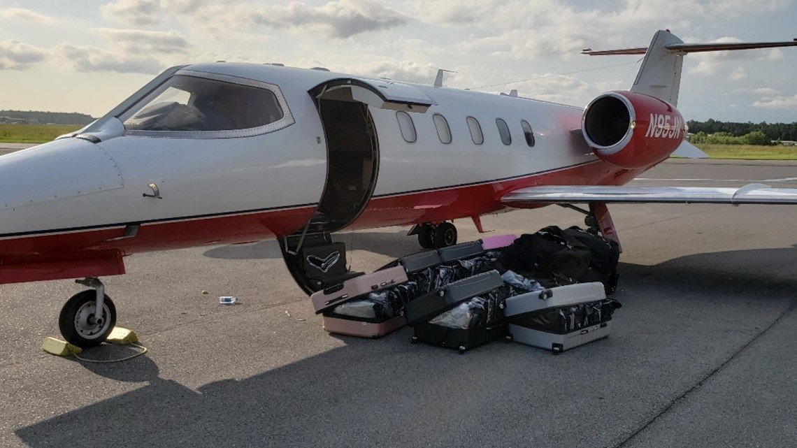 TheCryptoCentel's tweet image. BREAKING NEWS: Cupsey and Orangie (among others) arrested at Miami-Opa Locka Executive Airport (OPF) for bringing illegal substances on a chartered flight.
This is a developing story.