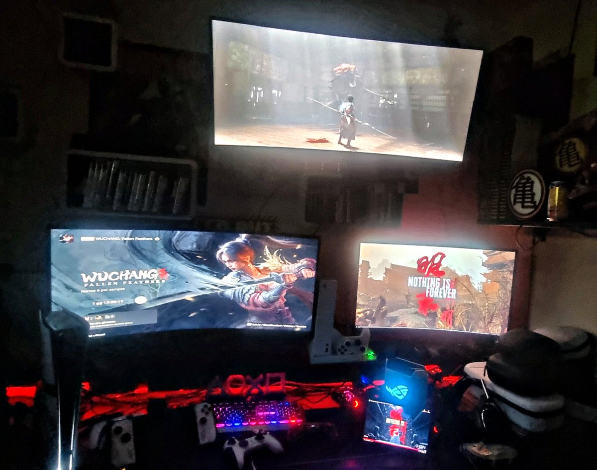 darkenral87's tweet image. Not long now😍
People Ask Me: What Platform Will You Play Wuchang On?
Me: YES
(Don't look at the mess, I have too much stuff on my desk🤣🤣🤣🤣)
@playWUCHANG
#wuchangfallenfeathers
#PS5Pro #pcgaming #XboxGamePass #ROGAllyX #lenovolegiongo
