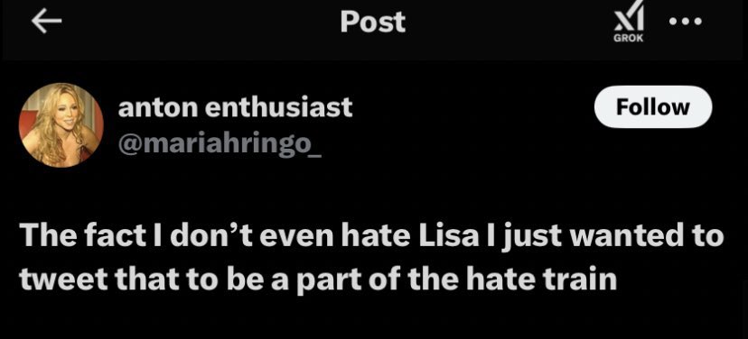 lalisamgger's tweet image. If you want to know how forced was Lisa’s hate train era 👇🏽👇🏽