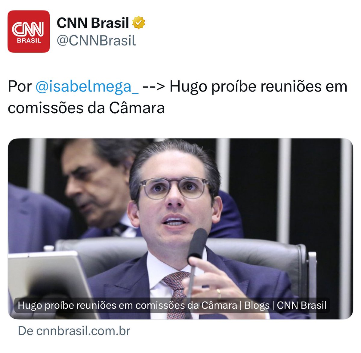 A comissão de segurança tinha quórum para funcionar, Hugo Motta proibiu.
O presidente da Câmara terá que decidir se vai se aliar de vez aos ditadores que estão levando o Brasil para o buraco ou se vai ficar ao lado dos que lutam pela liberdade, as duas coisas não dá!